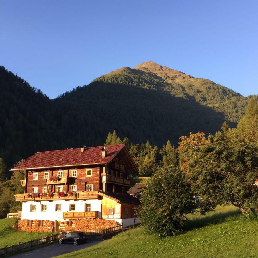 Gaestehaus Dorer Gerhard Pragraten Exterior photo